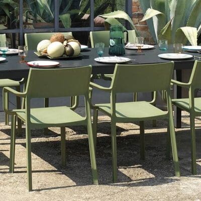 NARDI Rio 6 Seater Outdoor Dining Set with Trill Armchairs Special Offer